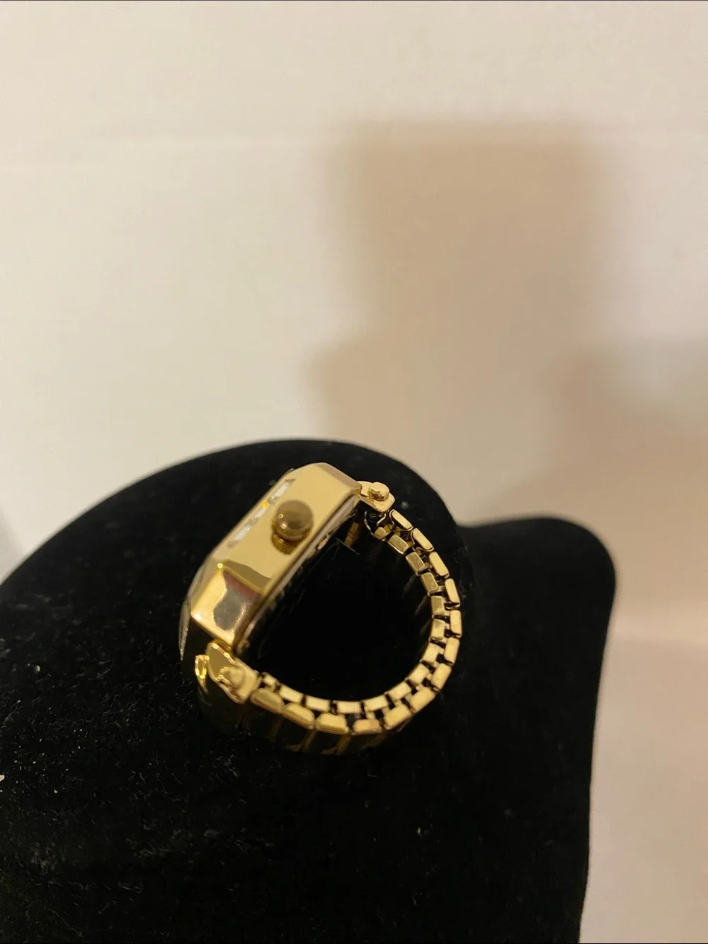 Gold Tone Women's Ring Watch - Sleek Square Dial. New, never use. clock it work.